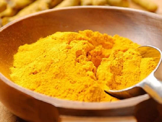 Bột nghệ giúp giảm cơn đau tim
