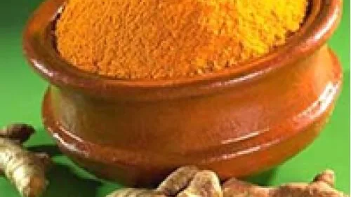 Trị cảm lạnh với sữa tinh bột nghệ